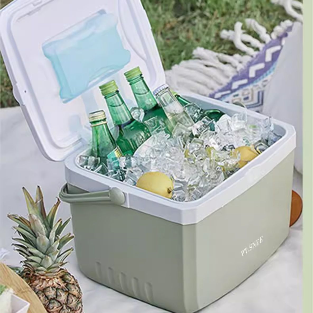 キャンプ用品 野遊び保冷王 コンパクト収納ボックス