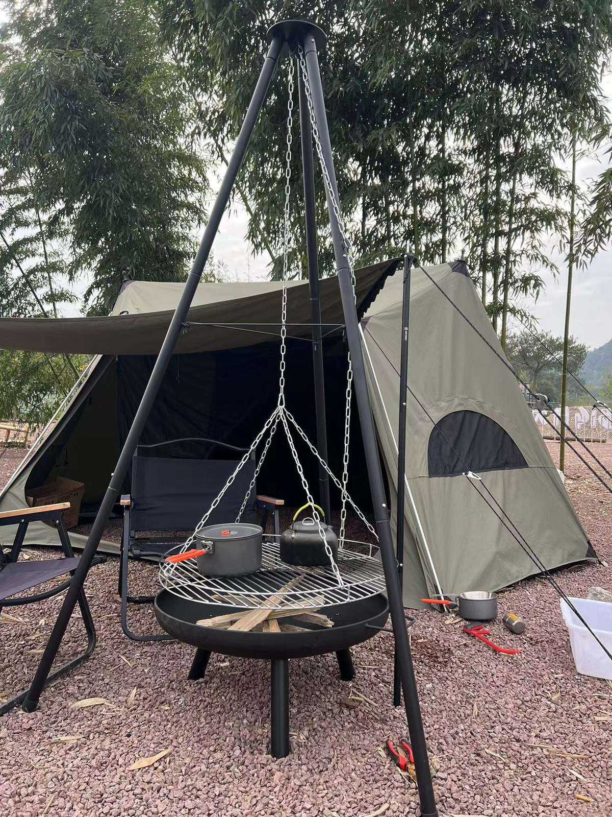 キャンプ用品 三脚式吊り下げ焚き火台セット