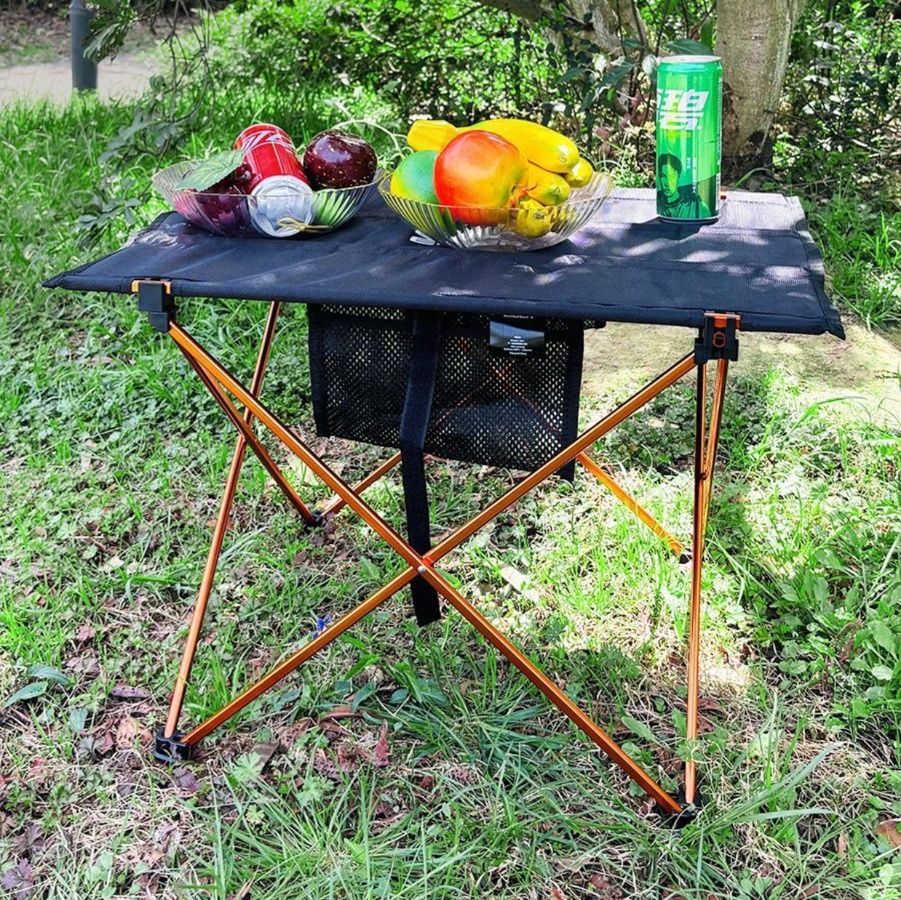 キャンプ用品 折りたたみ式収納付きキャンプテーブル