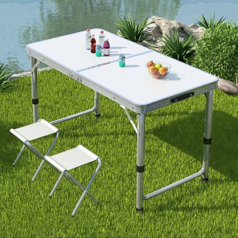 キャンプ用品 折りたたみ式キャンプテーブル椅子二脚付きセット