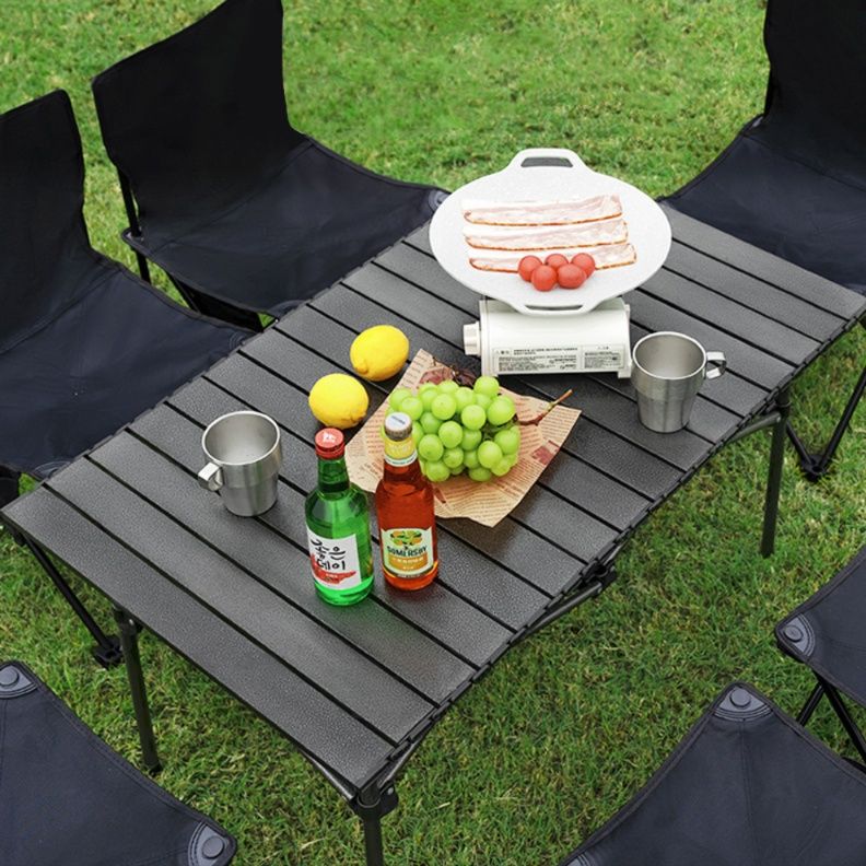 キャンプ用品 収納棚付き折りたたみ式多機能キャンプテーブル