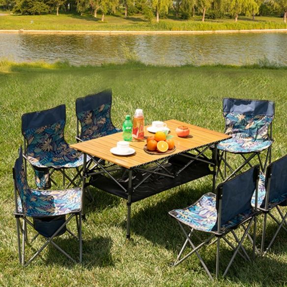 キャンプ用品 収納棚付き折りたたみ式多機能キャンプテーブル