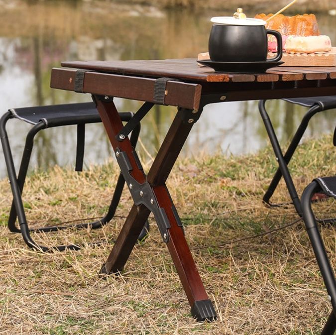 キャンプ用品 木製ロールトップ折りたたみキャンプテーブル