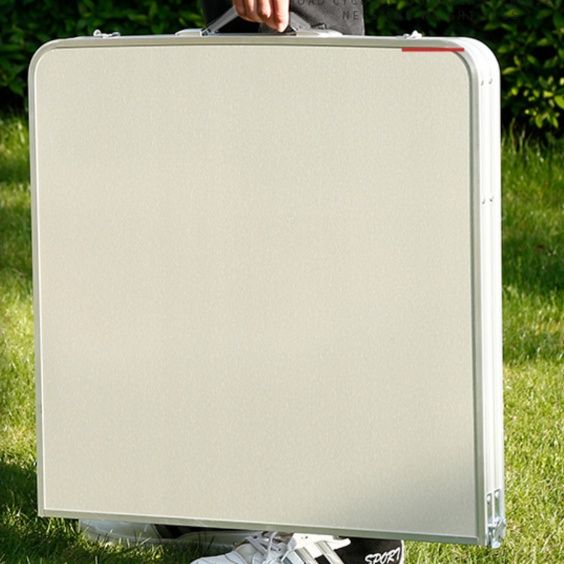 キャンプ用品 持ち運び便利な折りたたみ式キャンプテーブル