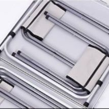 キャンプ用品 持ち運び便利な折りたたみ式キャンプテーブル