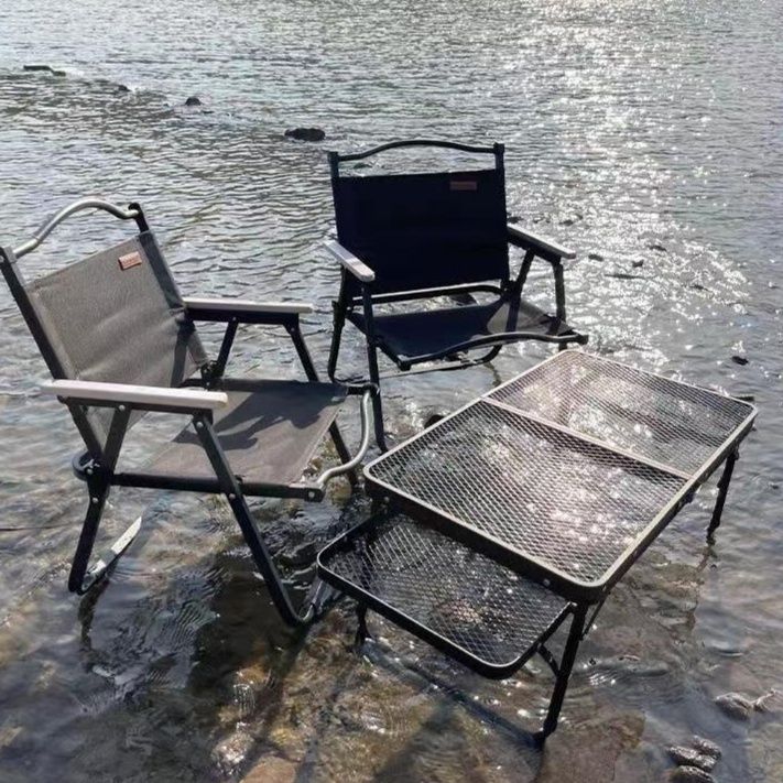 キャンプ用品 軽量折りたたみ式メッシュキャンプテーブル