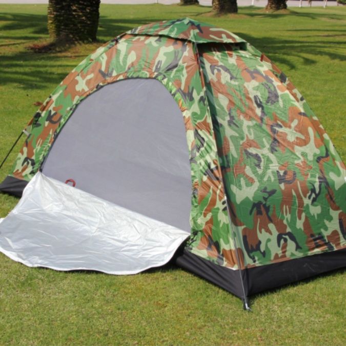 キャンプ用品 迷彩柄自動設営ドームテント二人用
