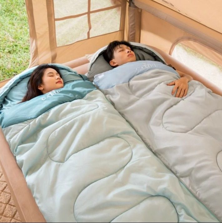 キャンプ用品 連結可能フード付き防水中綿寝袋