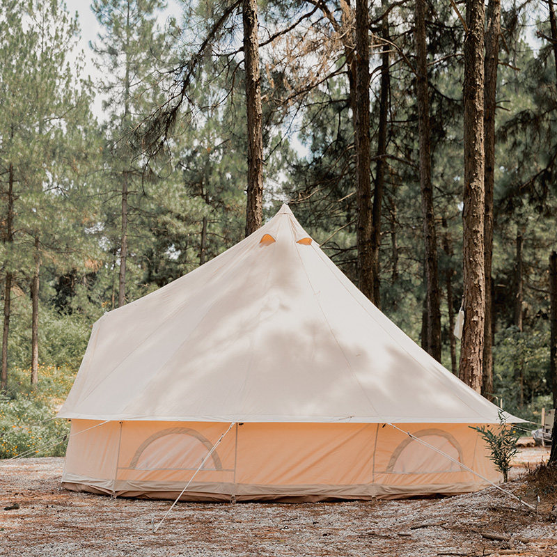 キャンプ用品 円錐型大型ワンポールテント家族用居住空間
