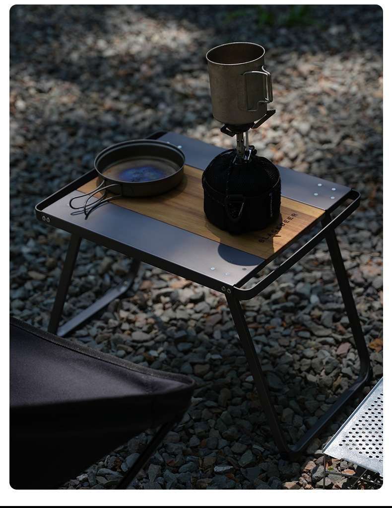 キャンプ用品  折りたたみ式コンパクトキャンプテーブル
