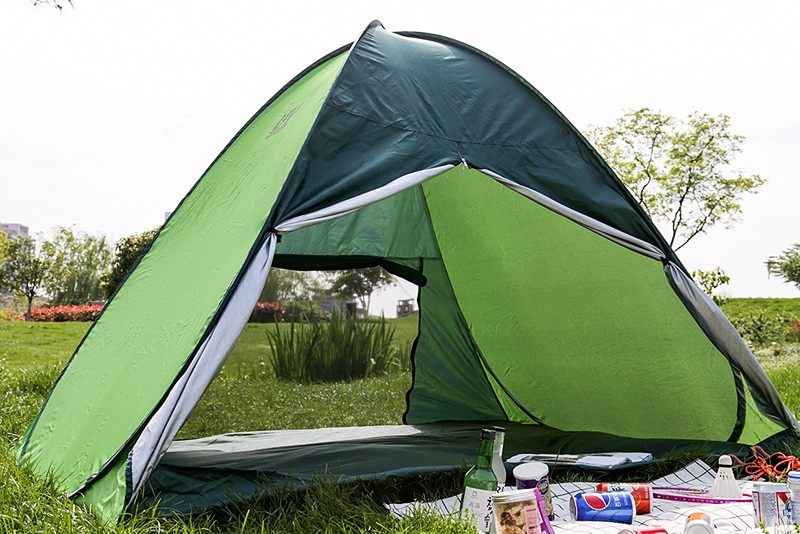 キャンプ用品 簡単設営ワンタッチ式軽量ドーム型テント