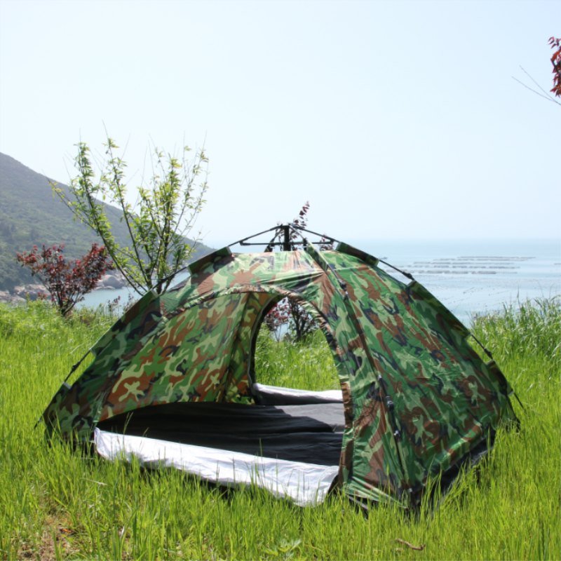 キャンプ用品 迷彩柄自動設営ドームテント二人用