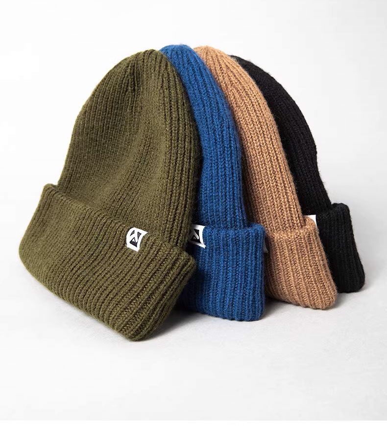 メンズ キャップ 縦畝編みワンポイント折り返しニット帽