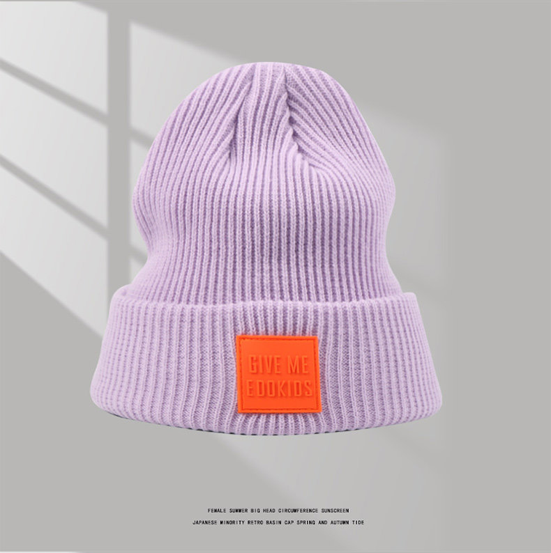 メンズ キャップ リブ編み浅め仕立てワンポイントタグ付きニット帽