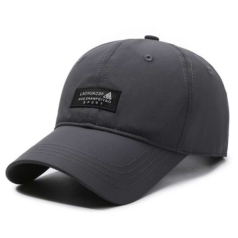 ランニングキャップ　スポーツ用軽量キャップ