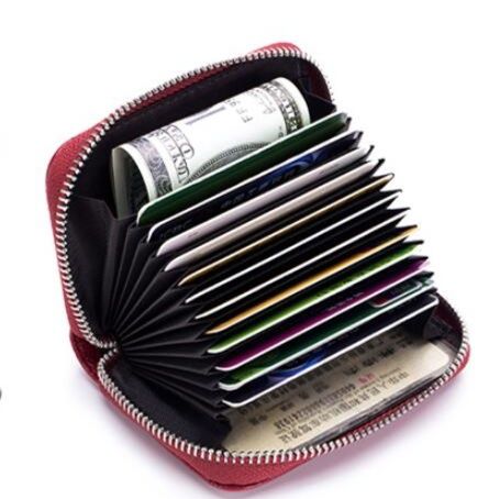 https://fulmo-img-server.com/cardcasemarket/1761022356306_0eecj1uk_oabjk56q.jpeg