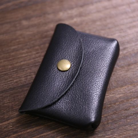 https://fulmo-img-server.com/cardcasemarket/1761051933455_yqzlmte3_fswmvtbi.jpeg