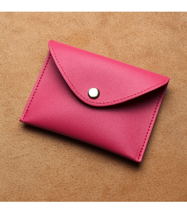 封筒型フラップ式本革名刺入れ