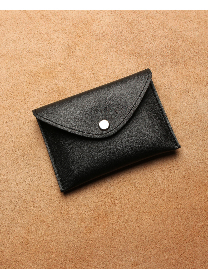 封筒型フラップ式本革名刺入れ