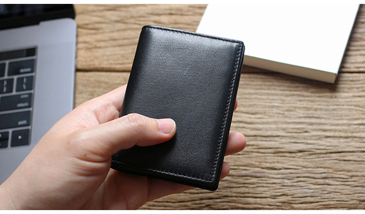多機能牛革二つ折りビジネス名刺入れ