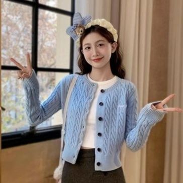 https://fulmo-img-server.com/cardibloom/1756633705299_3ktpy179_r125kttm.jpeg