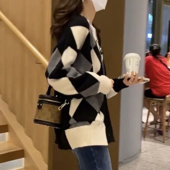 レディースカーディガン 市松模様ニットカーディガン　ミドル丈