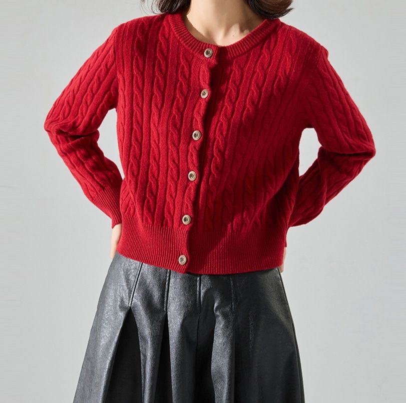 レディースカーディガン ねじり編み模様のふわふわカーディガン　ショート丈