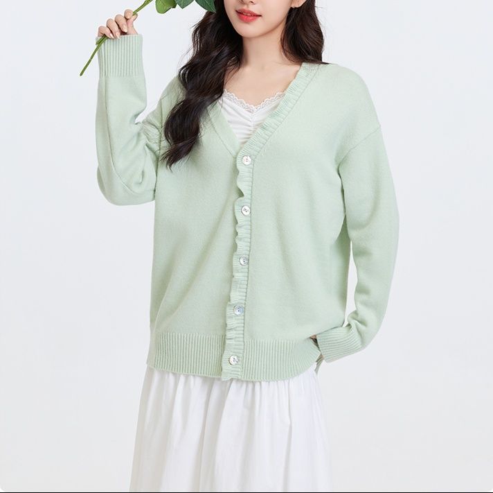 レディースカーディガン 優しさを纏う波打ちフリルカーディガン　ショート丈