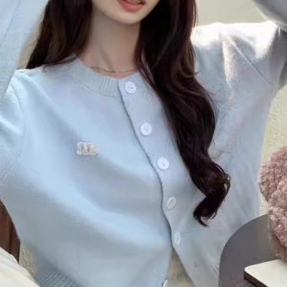 レディースカーディガン 丸襟ボタン留めニットカーディガン