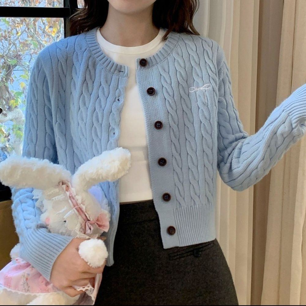 レディースカーディガン 麻花編み丸首ボタン留めニットカーディガン　ショート丈