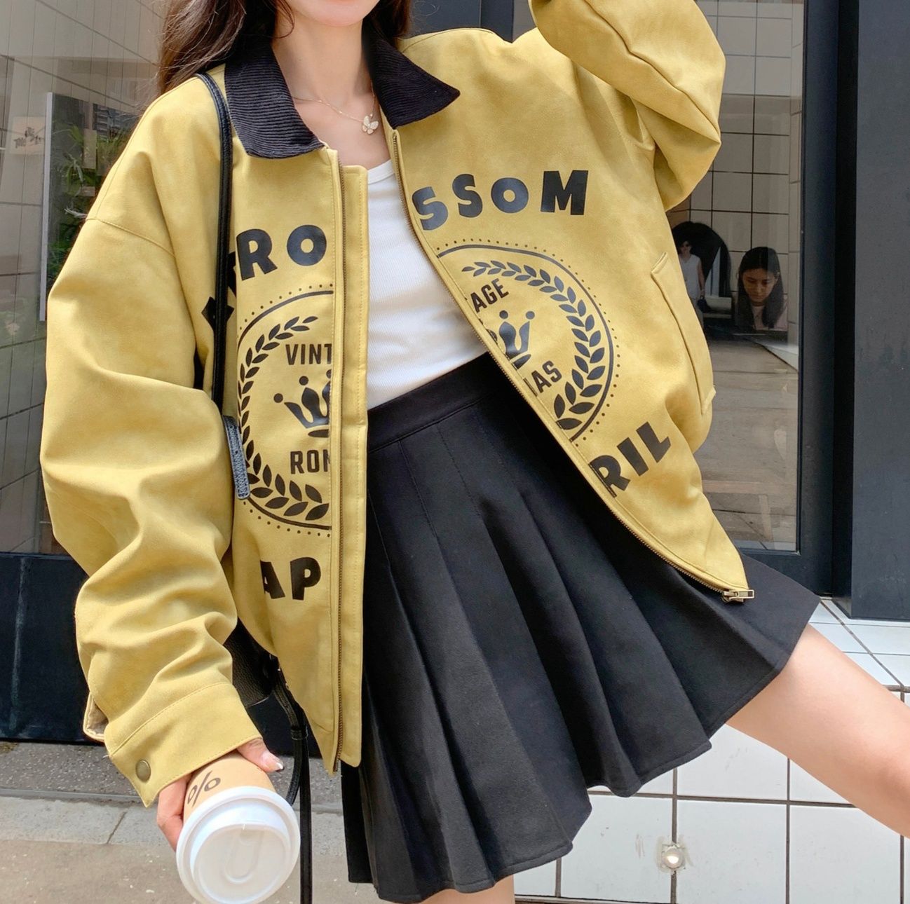 レディースカーディガン 配色デザイン刺繍入りジップアップカーディガン