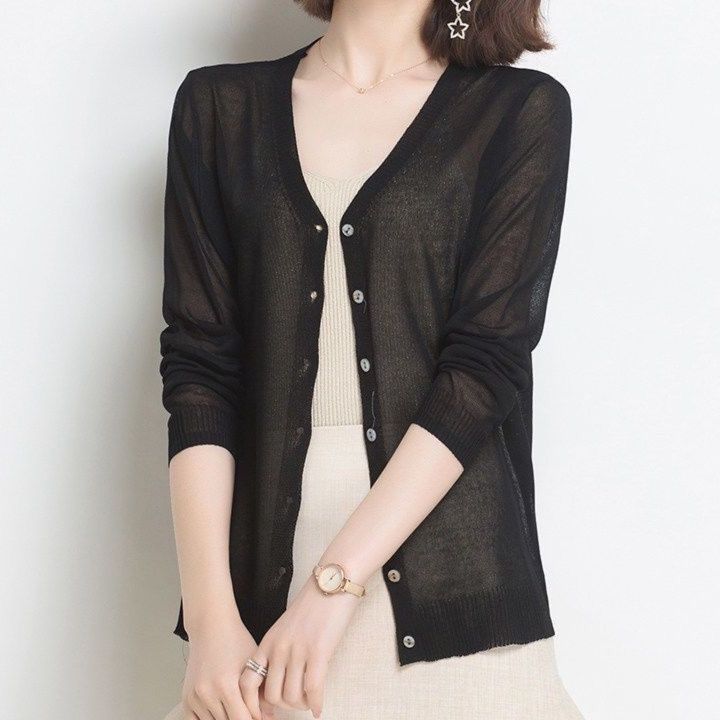 レディースカーディガン 薄手ニット素材の前開きショート丈カーディガン