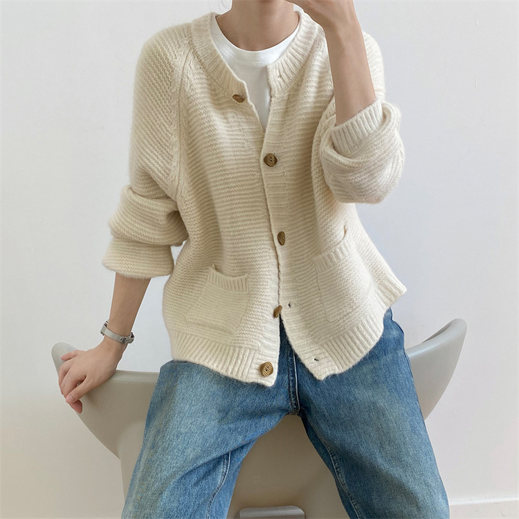 レディースカーディガン 柔らか長袖ショート丈ニットカーディガン