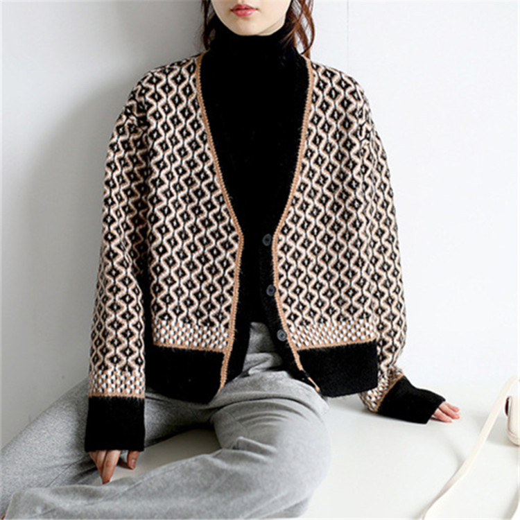 レディースカーディガン 幾何学模様 ショート丈 ゆったり編みカーディガン