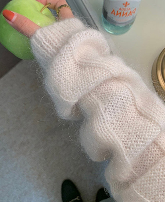 レディースカーディガン ショート丈モヘア調カーディガン白色ふんわり羽織りニット