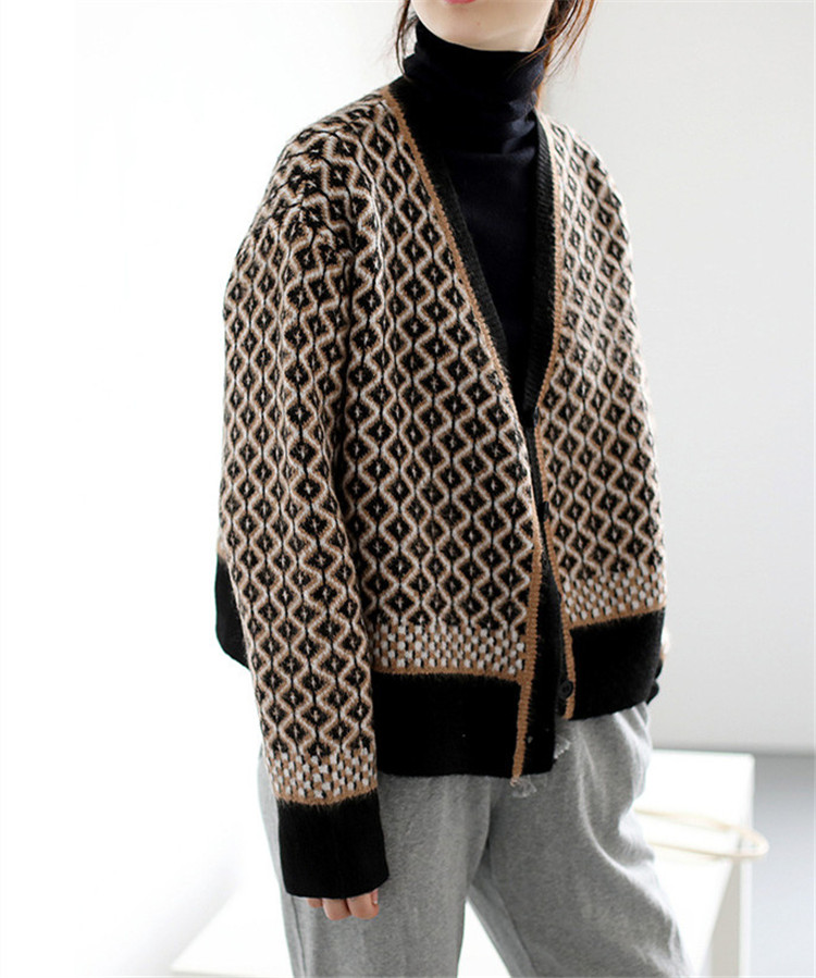 レディースカーディガン 幾何学模様 ショート丈 ゆったり編みカーディガン