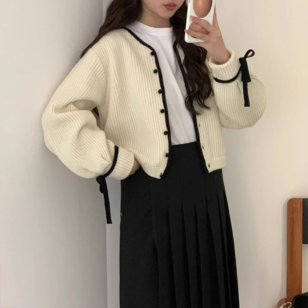 https://fulmo-img-server.com/cardibloom/e24513f8-765b-40cd-a21c-77873196f1a0.jpg
