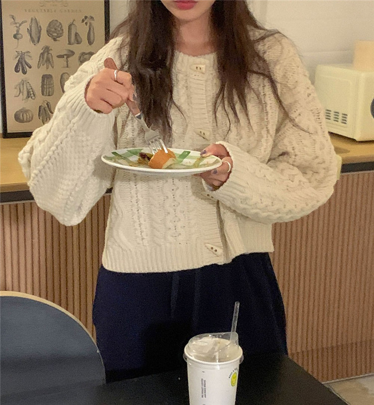 レディースカーディガン 麻の花模様 ショート丈 ケーブル編みカーディガン