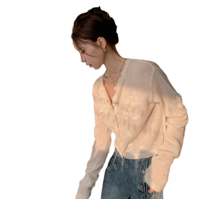 レディースカーディガン ショート丈 ふんわりニットカーディガン 花刺繍 白 可愛い