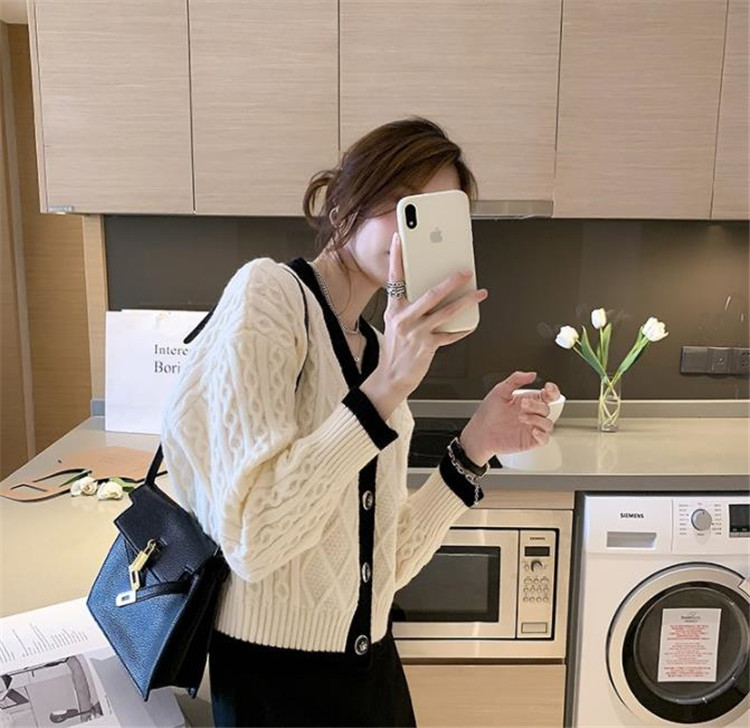 レディースカーディガン 秋冬新作 ショート丈 レトロ風 ケーブル編み Vネック カーディガン