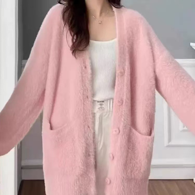 https://fulmo-img-server.com/cardigans/061dbf75-8a75-4c60-b1d8-330d90321a93.jpg