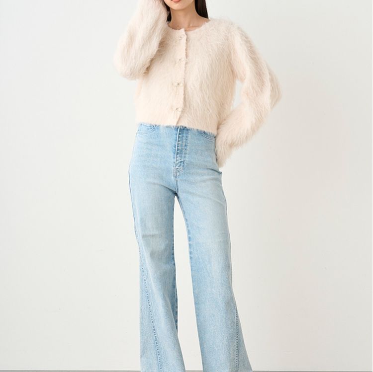 https://fulmo-img-server.com/cardigans/1743702802063_eqx35p1p_laam23y0.jpeg