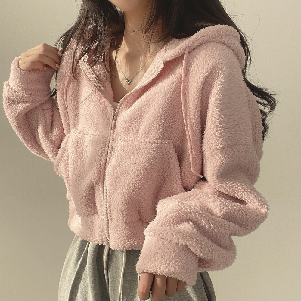 https://fulmo-img-server.com/cardigans/4998c7f8-35fa-40d6-baaa-1aec9092bb51.jpg
