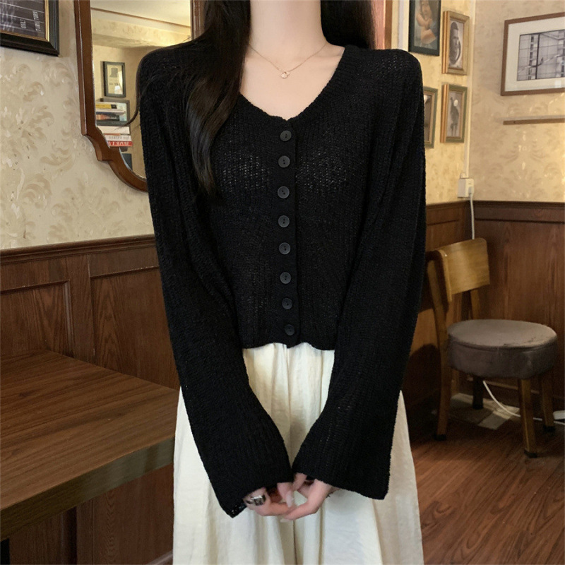 https://fulmo-img-server.com/cardigans/5297b22a-1776-479d-9356-2e72ad312b2e.jpg