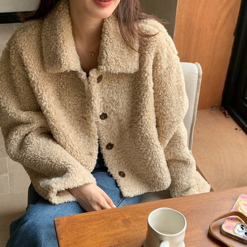 https://fulmo-img-server.com/cardigans/6760a1f2-46aa-487f-a97f-d6e8e004c149.jpg