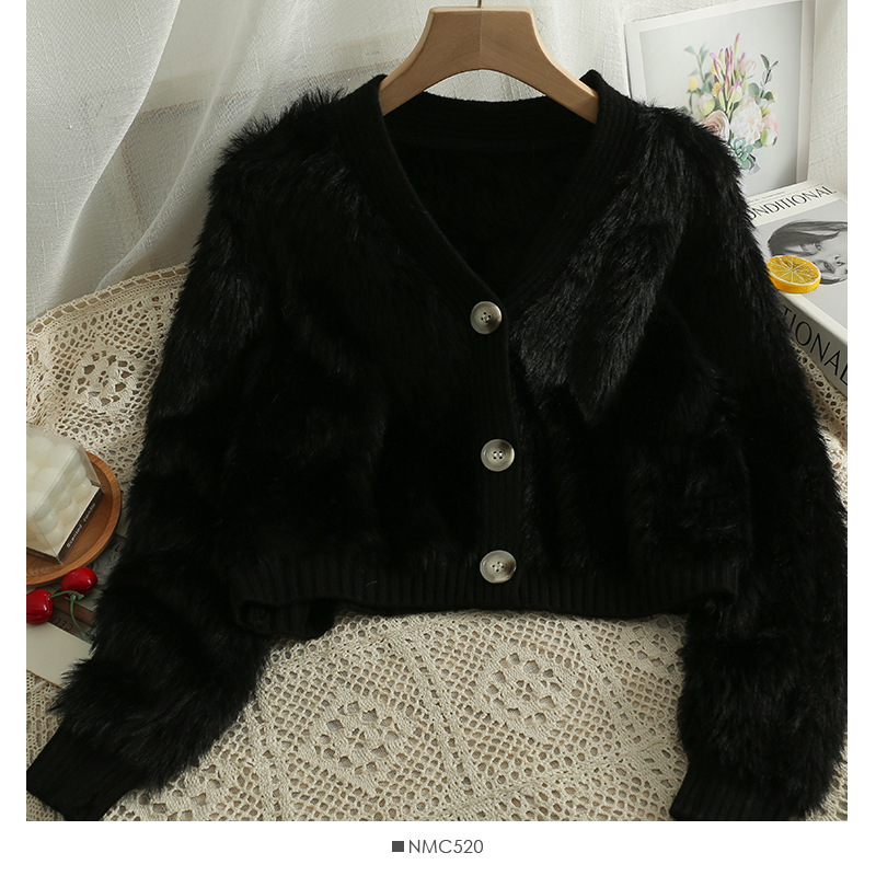 https://fulmo-img-server.com/cardigans/6c112486-2260-4b3d-b138-540f3f7cb933.jpg