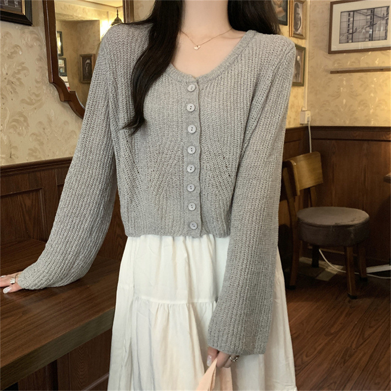 https://fulmo-img-server.com/cardigans/6d7d6b09-d930-4d7e-9c79-ce1b7d4e9844.jpg