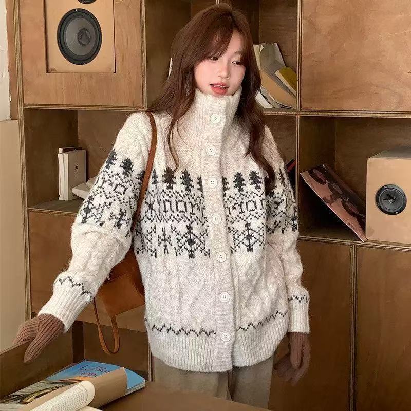https://fulmo-img-server.com/cardigans/70498328-6801-4be7-8afc-2e12716997d7.jpg