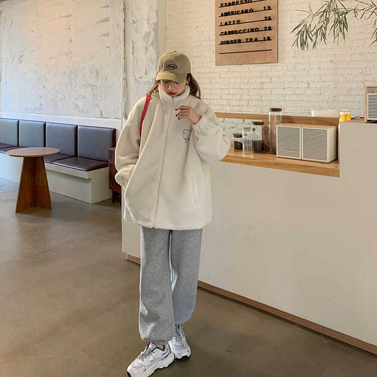 https://fulmo-img-server.com/cardigans/760a2631-7895-4b83-97a9-040edc1b402e.jpg