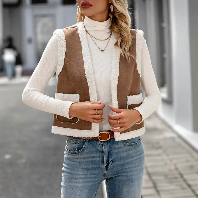 https://fulmo-img-server.com/cardigans/80700c18-3f88-45fa-832f-f0bdaedc6c49.jpg